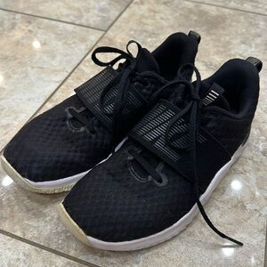 Women’s Renew Rival Nike Running Shoes Size 7